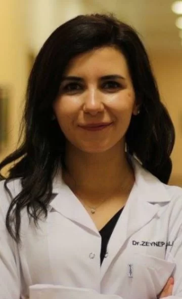 Dr. Zeynep Yasavur