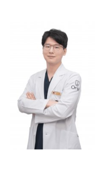 Dr. Sung Bin Jang